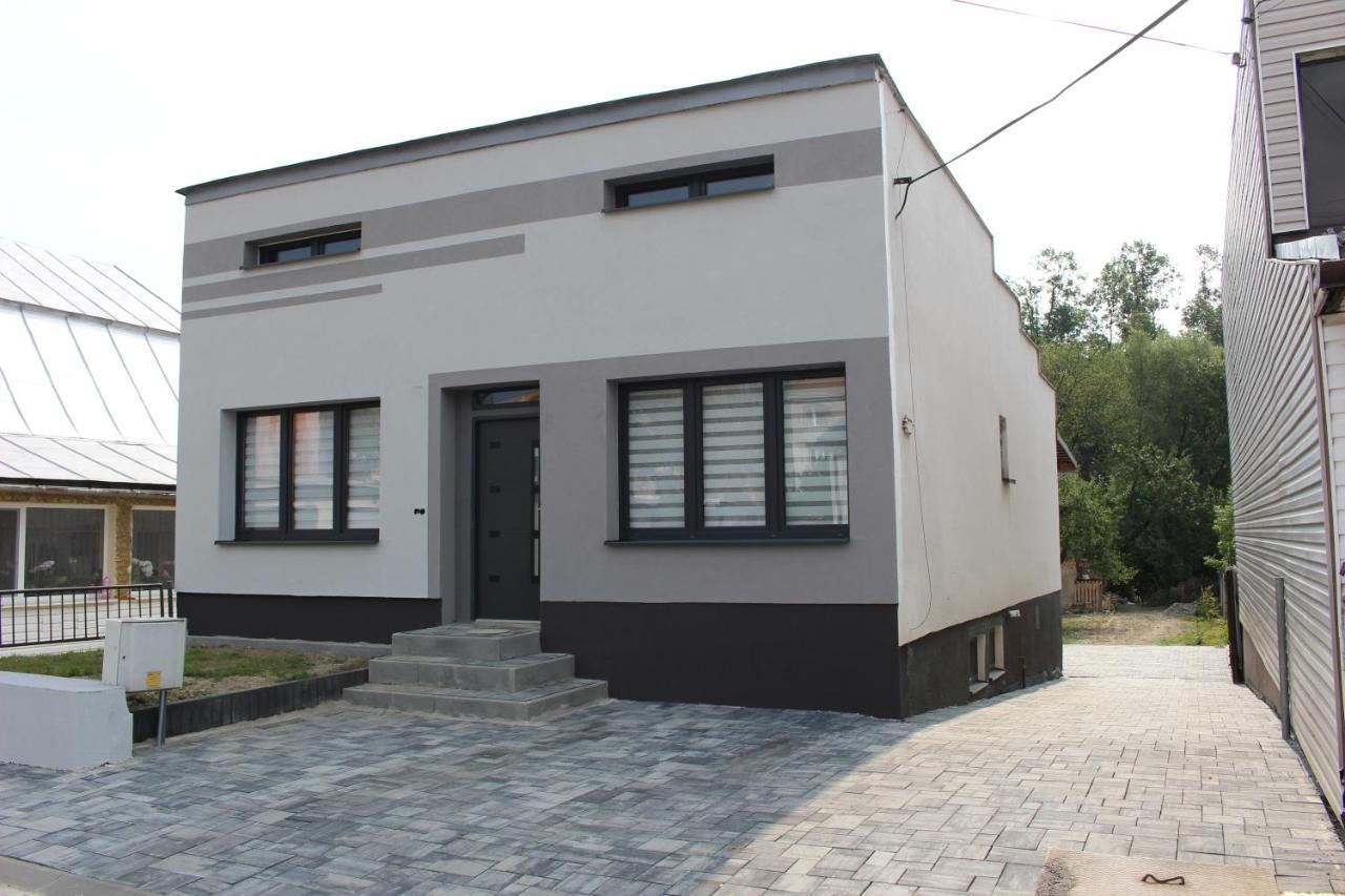 Medzilaborce Ubytovanie U Vlada מראה חיצוני תמונה